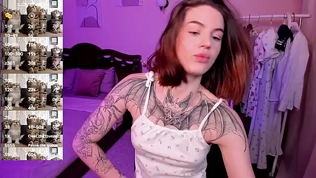 NikkieKatty online show from February 2025 05:01:01 PM