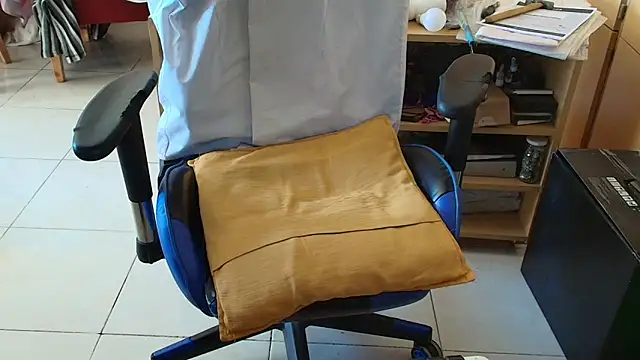 Snapshot of angelgarcia269 chatting on October 2025 12:16:02 PM angelgarcia269 online show from October 2025 12:16:02 PM