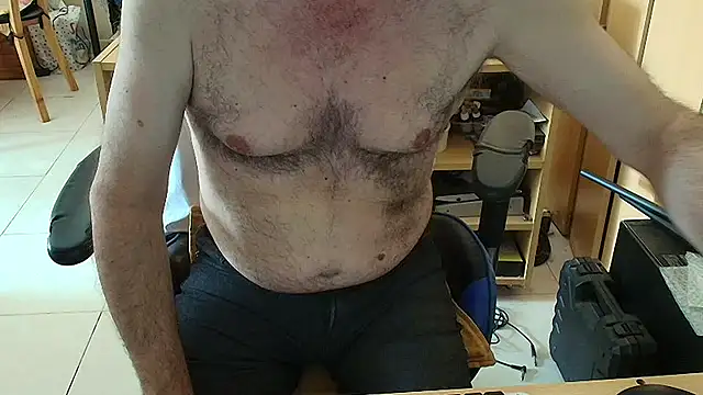 angelgarcia269 online show from April 2026 01:41:02 PM