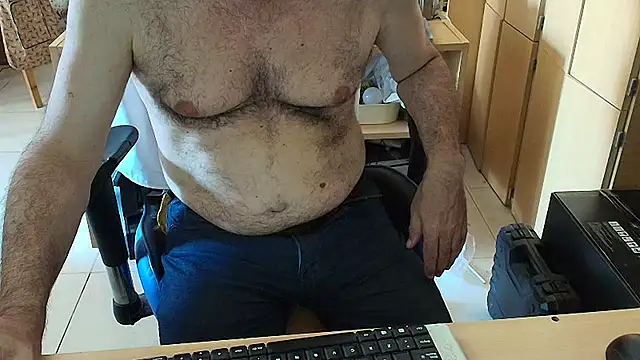 angelgarcia269 online show from March 2026 02:32:02 PM