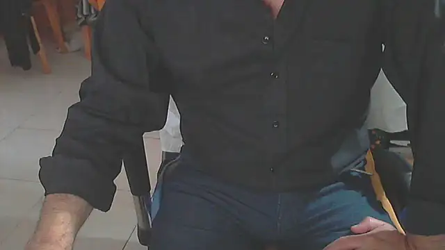 Snapshot of angelgarcia269 chatting on October 2025 11:53:02 AM angelgarcia269 online show from October 2025 11:53:02 AM