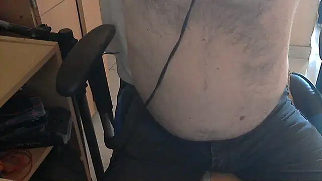 Snapshot of angelgarcia269 chatting on March 2025 03:48:02 PM angelgarcia269 online show from March 2025 03:48:02 PM