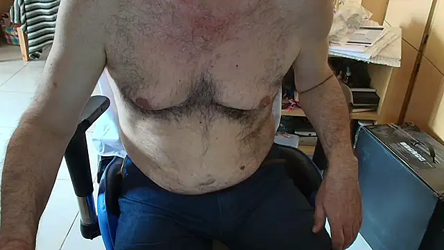 Snapshot of angelgarcia269 chatting on November 2025 12:20:02 PM angelgarcia269 online show from November 2025 12:20:02 PM