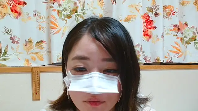 Snapshot of liliyRiSAcha-n chatting on November 2025 07:23:01 AM liliyRiSAcha-n online show from November 2025 07:23:01 AM