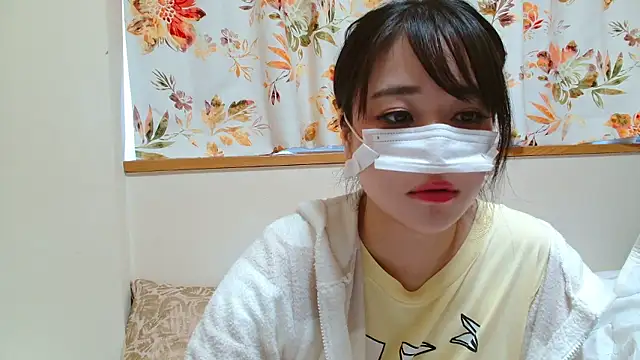 liliyRiSAcha-n online show from April 2026 07:26:01 AM