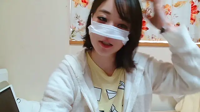 Snapshot of liliyRiSAcha-n chatting on February 2026 06:46:01 AM liliyRiSAcha-n online show from February 2026 06:46:01 AM