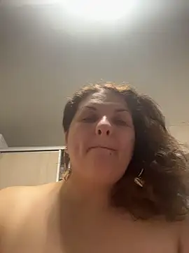 Taisia W online show from January 2026 06:53:01 AM