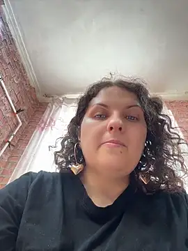 Taisia W online show from April 2026 10:32:01 AM