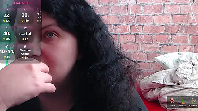Snapshot of Taisia_W chatting on March 2025 10:28:02 AM Taisia W online show from March 2025 10:28:02 AM