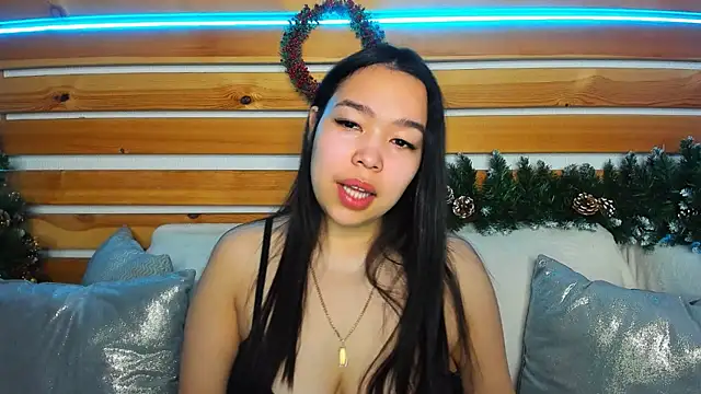 Snapshot of Kris_top_Lee chatting on December 2024 01:47:01 AM Kris top Lee online show from December 2024 01:47:01 AM