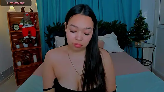 Snapshot of Kris_top_Lee chatting on December 2024 05:54:01 AM Kris top Lee online show from December 2024 05:54:01 AM