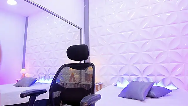 Snapshot of Fenty_XX chatting on February 2026 12:47:02 PM Fenty XX online show from February 2026 12:47:02 PM