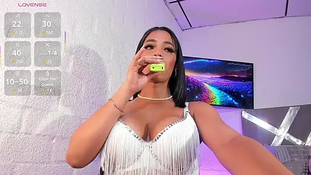 Fenty XX online show from March 2025 05:38:02 AM