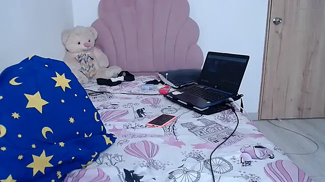 lady hot2xx online show from March 2026 04:11:01 PM