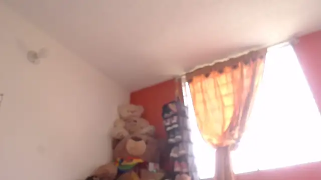 lady hot2xx online show from October 2025 04:08:01 PM