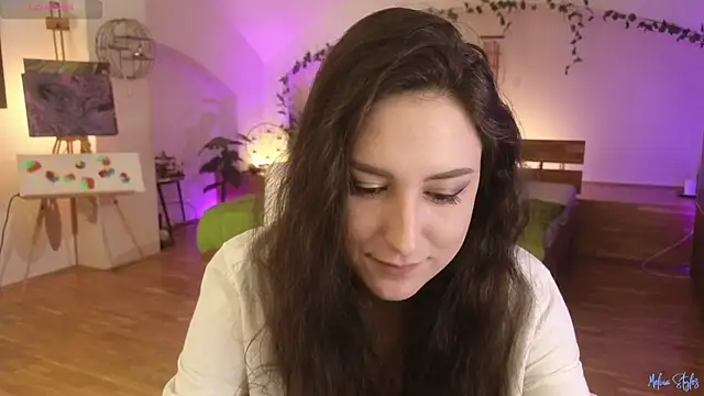melinastyles online show from April 2026 12:57:01 PM