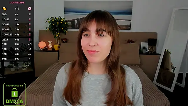  Eliizabeth  online show from March 2025 08:22:01 PM
