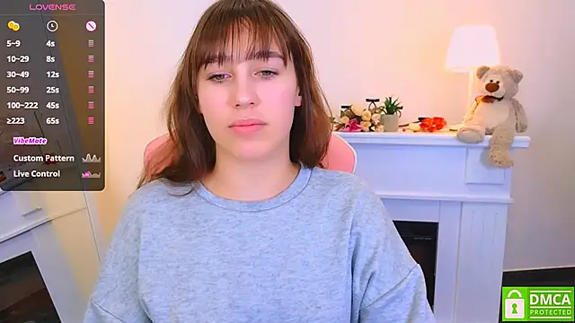  Eliizabeth  online show from February 2025 10:20:02 PM