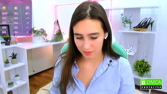  Eliizabeth  online show from February 2026 10:08:02 PM