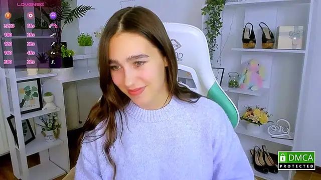  Eliizabeth  online show from December 2025 09:20:01 PM