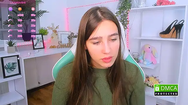  Eliizabeth  online show from November 2025 09:31:01 PM