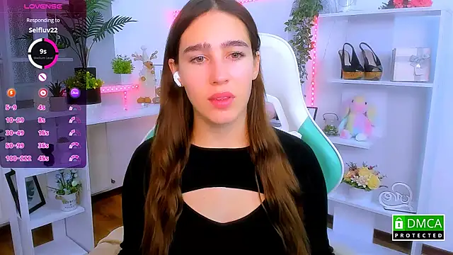  Eliizabeth  online show from December 2025 09:48:01 PM