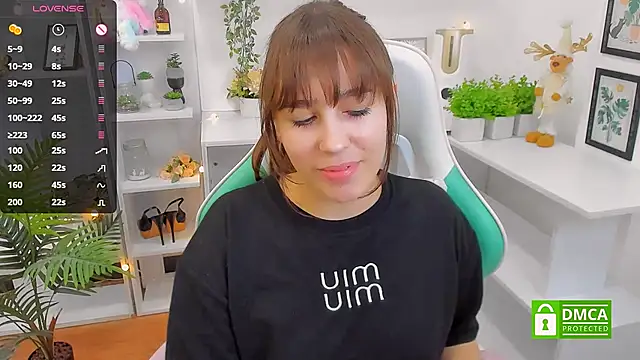  Eliizabeth  online show from March 2025 09:16:02 PM