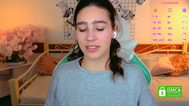  Eliizabeth  online show from March 2026 11:08:01 PM