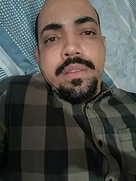 KingZilla2023 online show from February 2026 04:51:02 PM