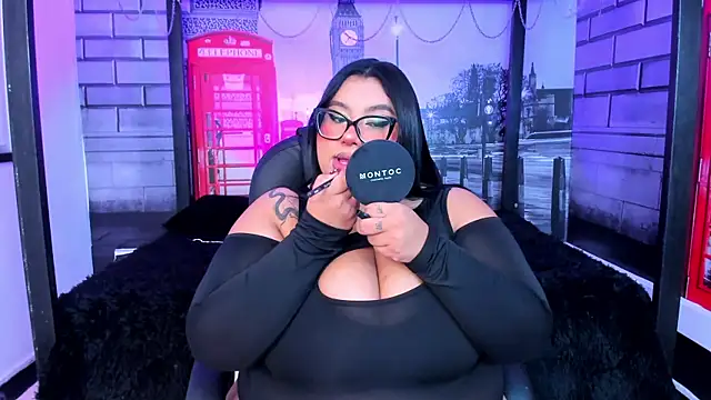 Snapshot of tifanny_bigboobs11 chatting on May 2026 11:49:01 AM tifanny bigboobs11 online show from May 2026 11:49:01 AM