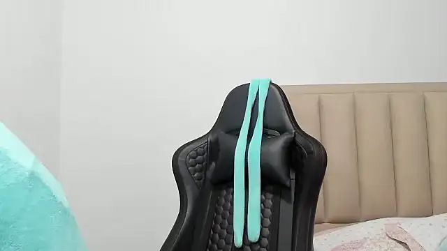 Chloemiller89 online show from April 2026 11:28:02 PM