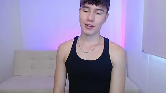 adrian morelly online show from April 2026 07:28:02 PM