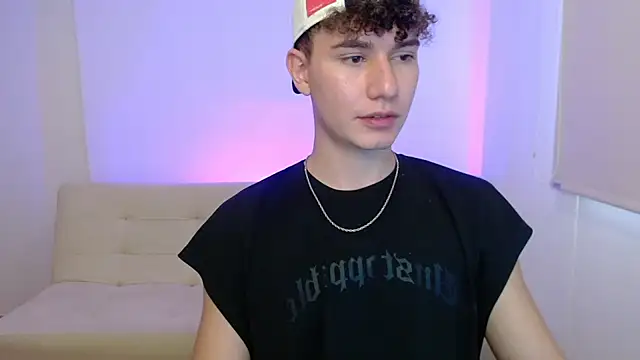 adrian morelly online show from April 2026 08:53:02 PM