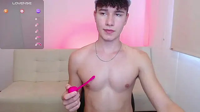 adrian morelly online show from February 2026 07:44:02 PM