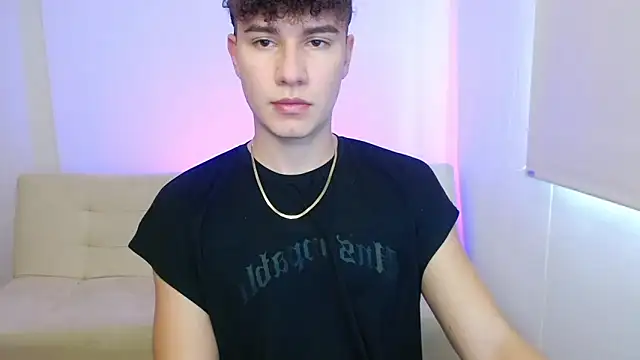 adrian morelly online show from April 2026 07:10:02 PM