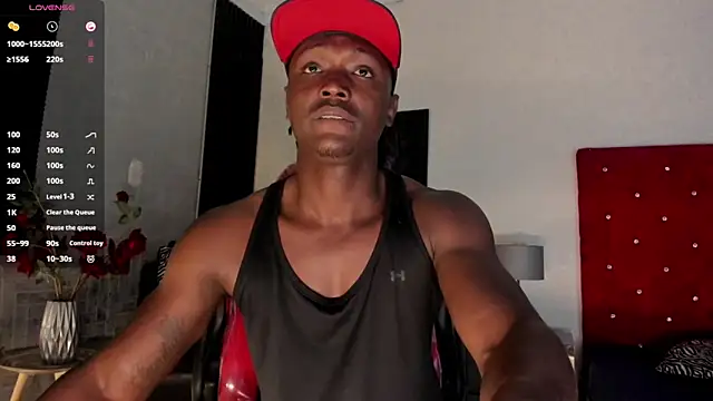 Snapshot of DannSmmith chatting on December 2025 09:04:02 AM DannSmmith online show from December 2025 09:04:02 AM