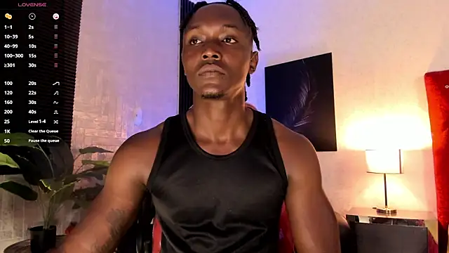 Snapshot of DannSmmith chatting on November 2025 04:27:01 AM DannSmmith online show from November 2025 04:27:01 AM