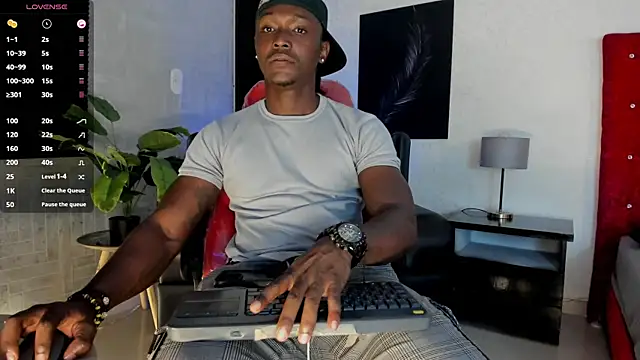 DannSmmith online show from February 2026 05:09:01 AM