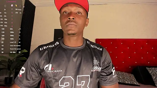 Snapshot of DannSmmith chatting on November 2025 12:38:02 PM DannSmmith online show from November 2025 12:38:02 PM