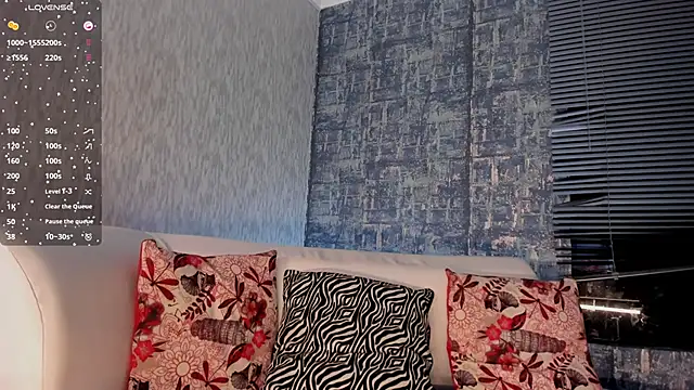 DannSmmith online show from December 2025 09:00:01 AM