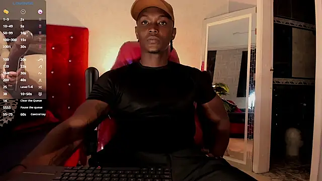 DannSmmith online show from September 2025 03:33:02 AM