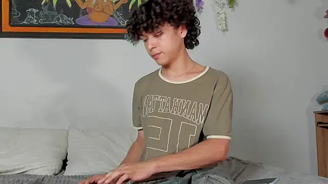 Cherry boy 18 online show from March 2025 03:54:01 AM