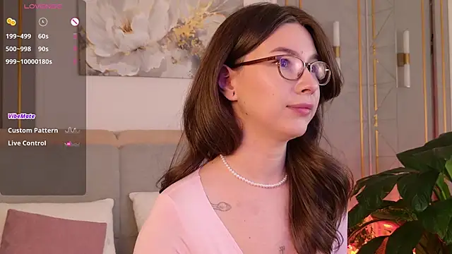Marie Diaze online show from April 2026 10:30:02 AM