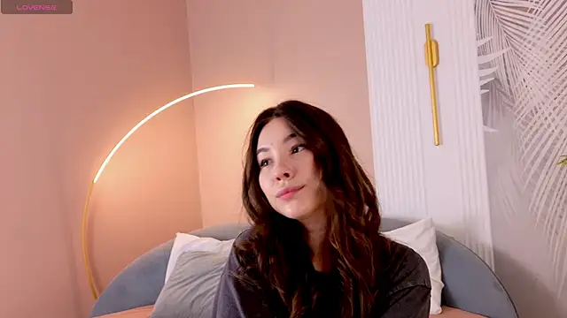 Marie Diaze online show from May 2026 05:14:01 AM