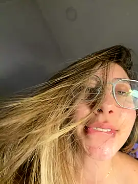 Snapshot of lua_ferch__ chatting on November 2025 06:29:02 PM lua ferch online show from November 2025 06:29:02 PM