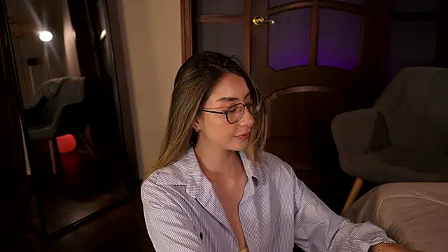 Snapshot of lua_ferch__ chatting on December 2025 12:37:01 PM lua ferch online show from December 2025 12:37:01 PM