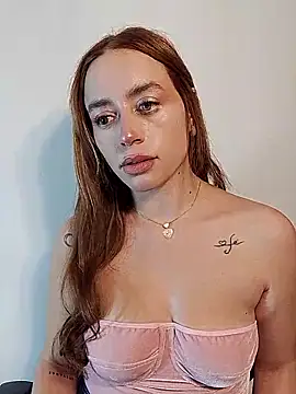 Natalia Suarez online show from April 2026 01:40:02 AM
