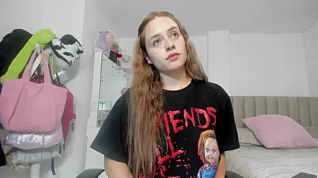 Natalia Suarez online show from April 2026 03:35:01 AM
