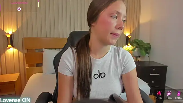 nataly rodri online show from November 2025 02:12:01 AM