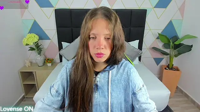 nataly rodri online show from October 2025 01:57:01 AM